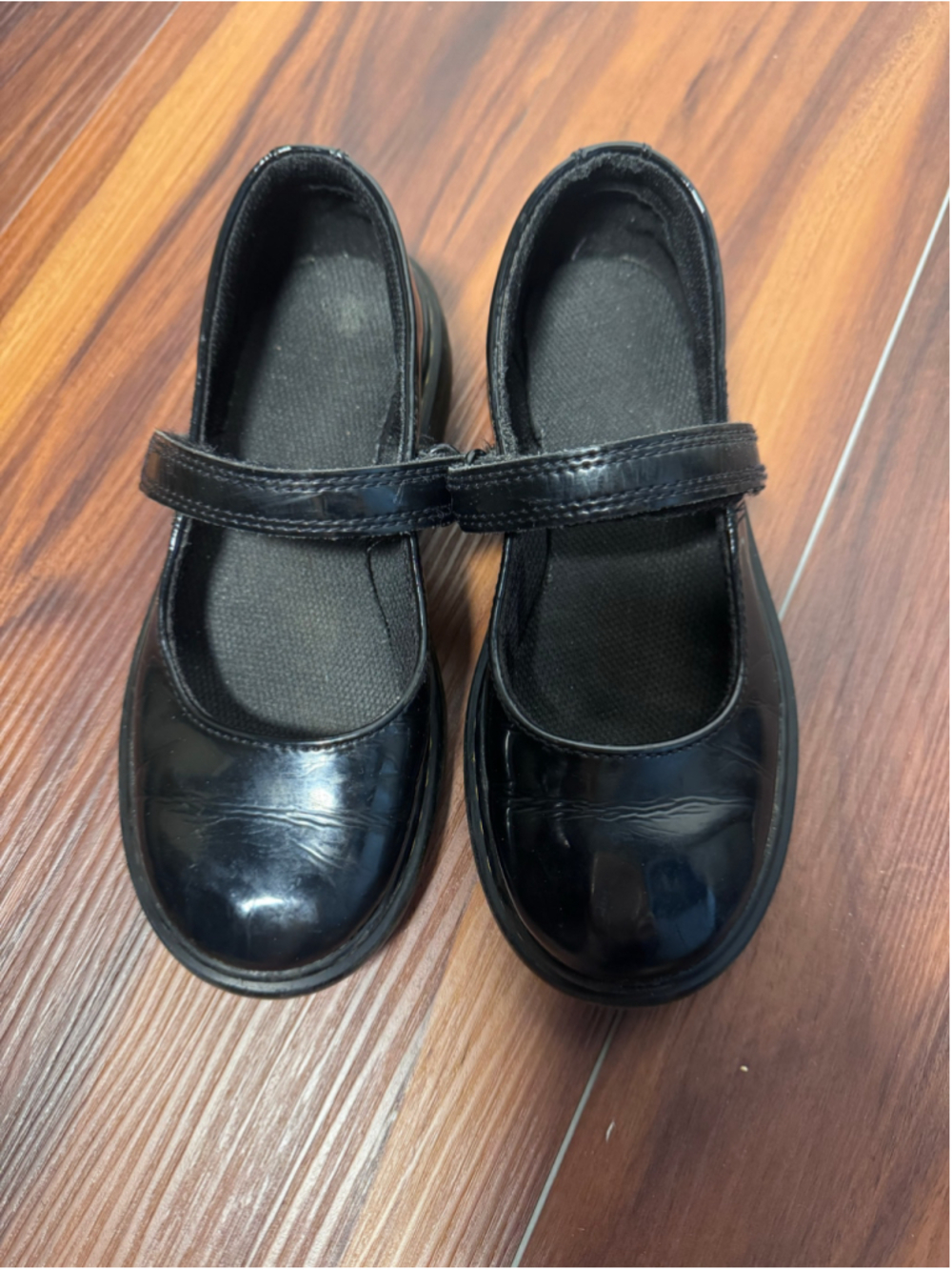 Girls Dr. Martens Black Patent Leather Mary Jane Shoes Size 1